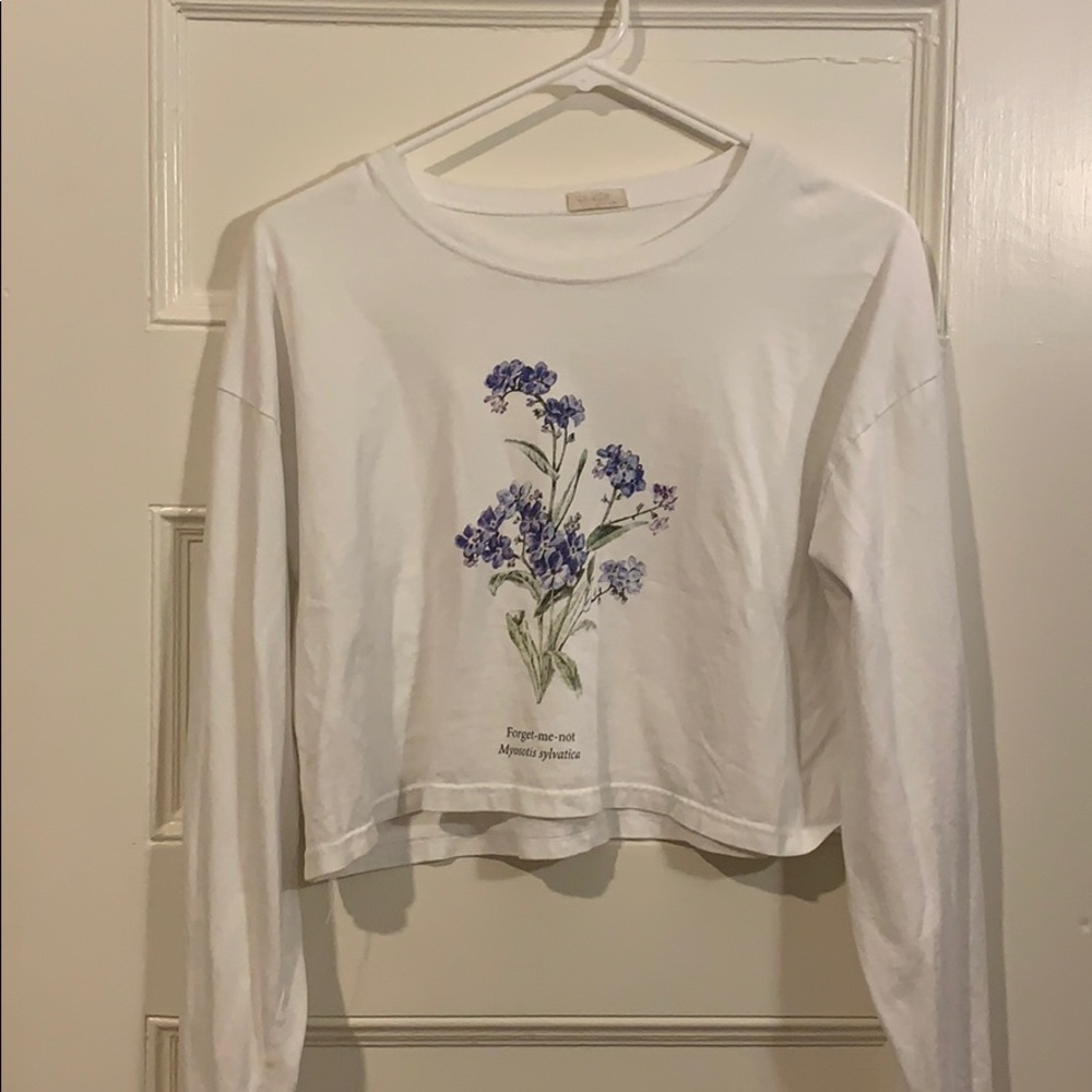 graphic tee :)